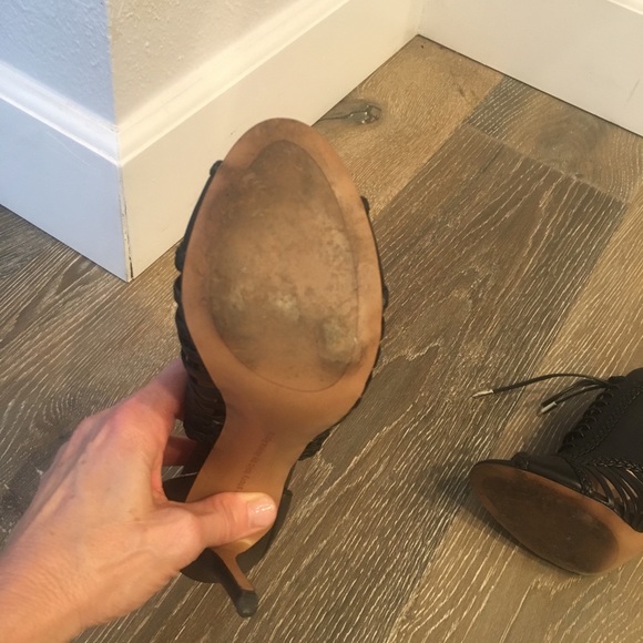 Shoes - Picture 5 of 5